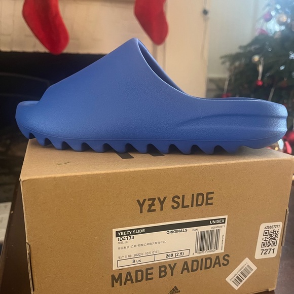 adidas gazelle silver green womens Buy Adidas Yeezy Slides 'Azure Blue' M Online main image 1